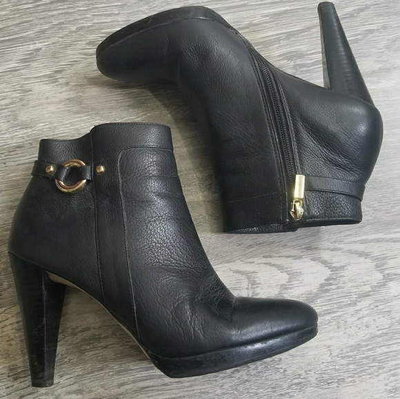 Banana Republic Shoes - Banana Republic Leather Booties